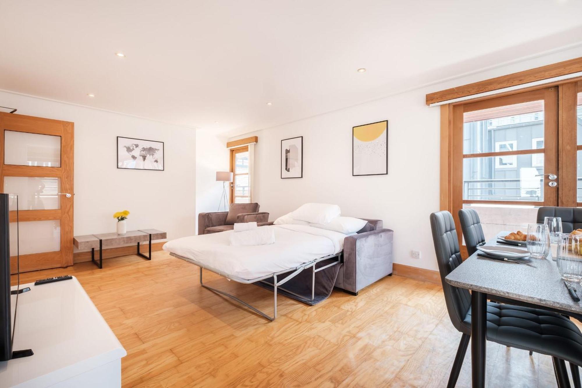 2Br Penthouse With Terrace - Heart Of Holborn - Cityapartmentstay ロンドン エクステリア 写真