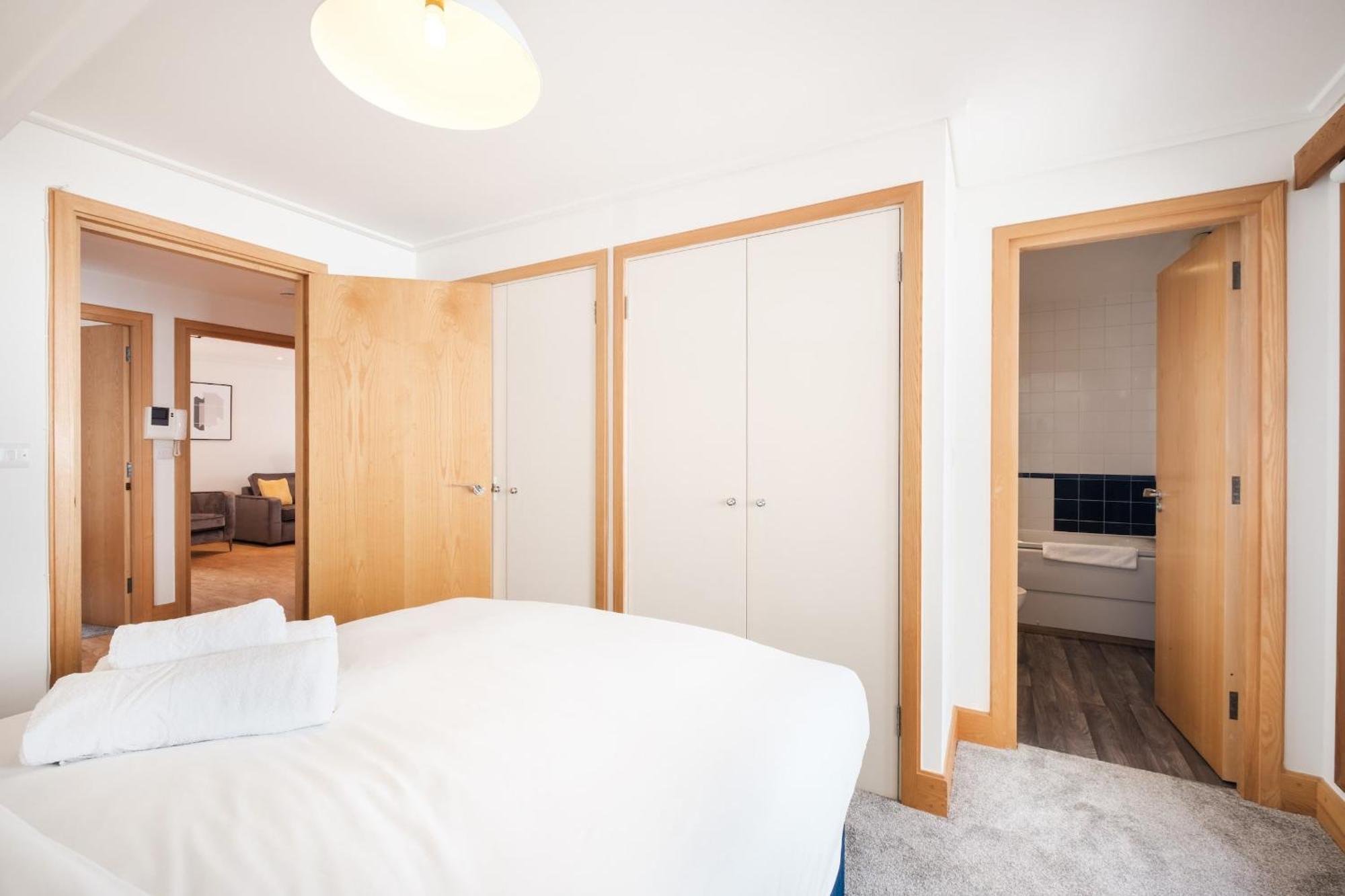 2Br Penthouse With Terrace - Heart Of Holborn - Cityapartmentstay ロンドン エクステリア 写真