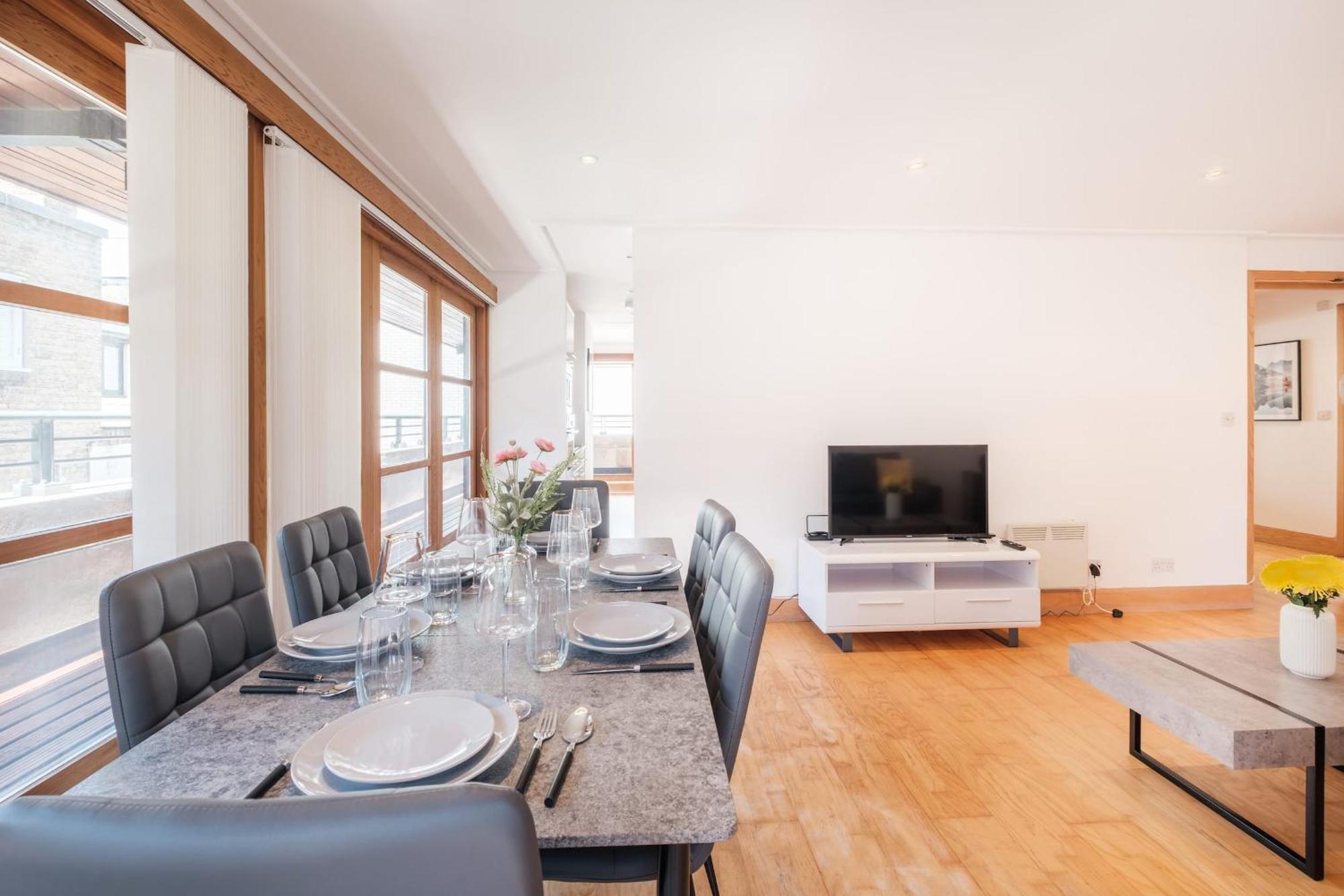 2Br Penthouse With Terrace - Heart Of Holborn - Cityapartmentstay ロンドン エクステリア 写真